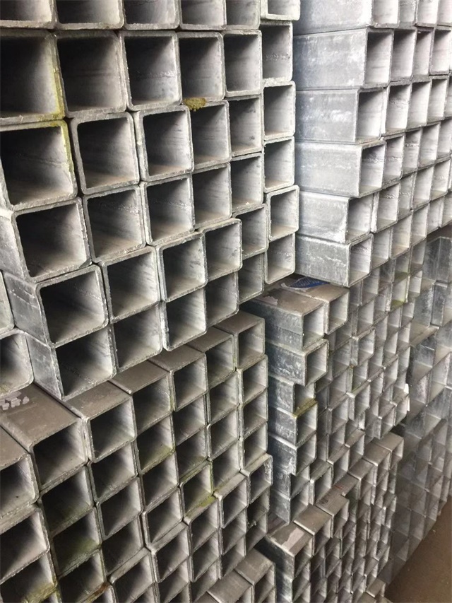 低合金 Q355B 古塔古塔古塔镀锌无缝方管 工程专用无缝古塔古塔古塔镀锌方管